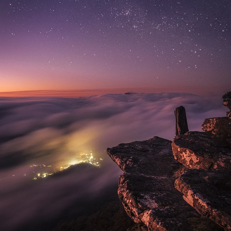 Grampians National Park - Boroka Lookout above the clouds at dawn